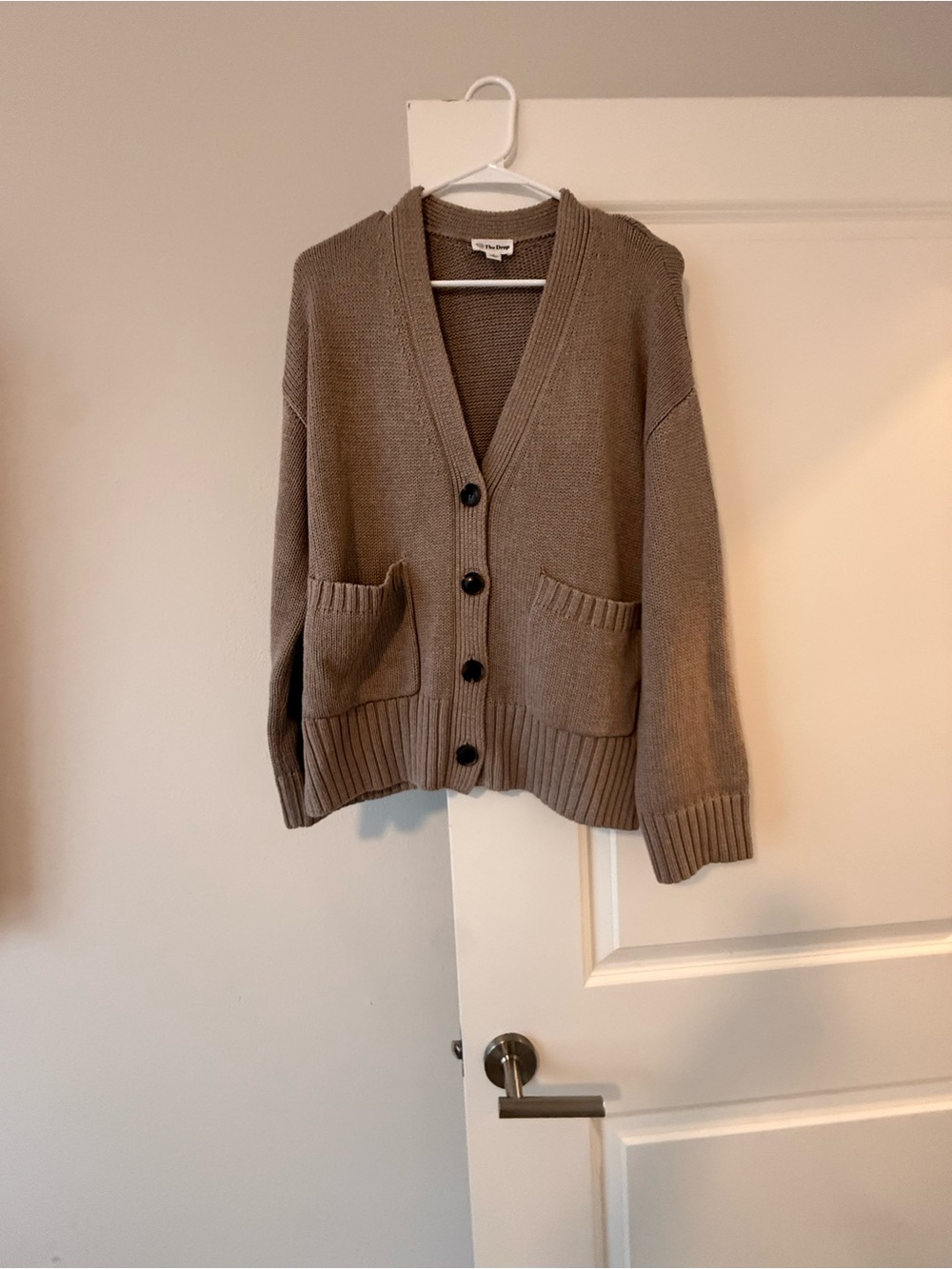 ✨ The Drop Chunky Knit Button Front Cardigan Sweater Taupe Brown Size S❤️ - Picture 3 of 7